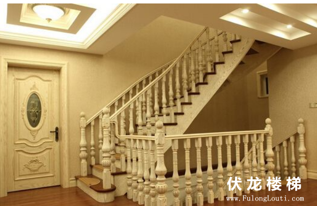 实木楼梯的养护与防蛀