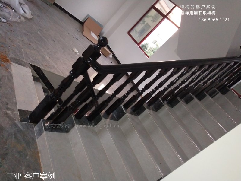 三亚菠萝格楼梯扶手完工实拍-实木质感
