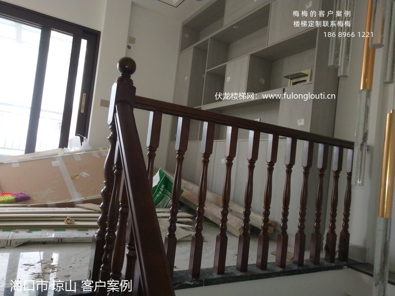 海口市·琼山复式楼梯定制-原木整梯实拍效果