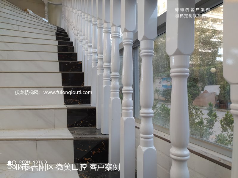 三亚,吉阳,弧形楼梯,实木扶手,微笑口腔