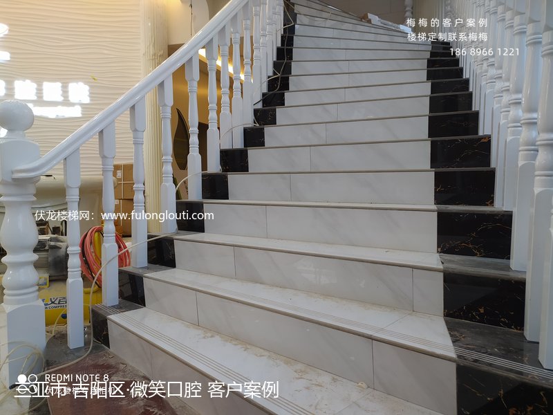 三亚,吉阳,弧形楼梯,实木扶手,微笑口腔