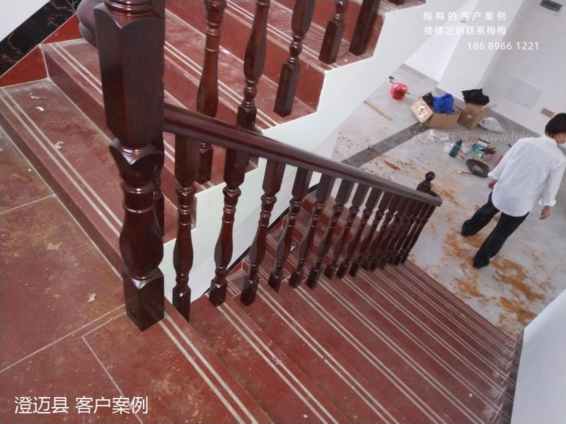 四方圆小柱,实木扶手,澄迈,楼梯扶手,海南楼梯