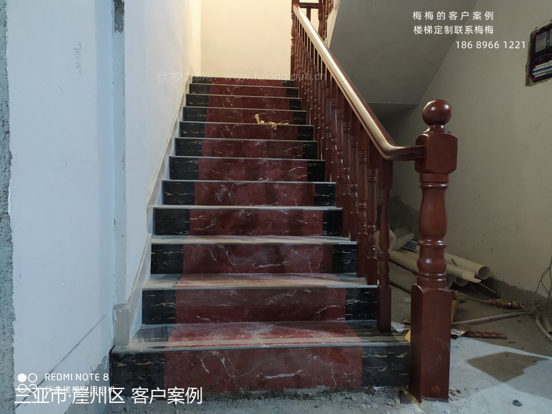 实木扶手,圆小柱,三亚崖州,楼梯扶手,海南楼梯