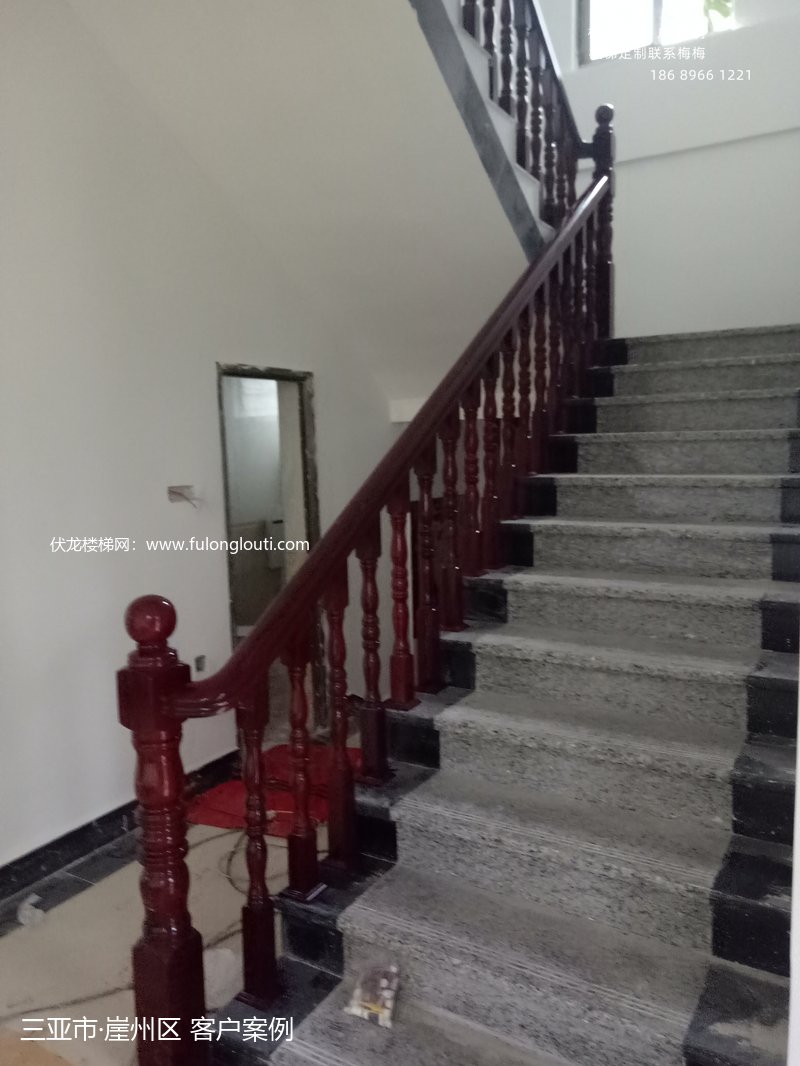 三亚崖州圆小柱实木扶手款式