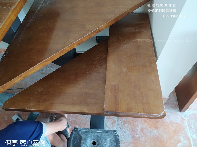 钢木楼梯,钢木楼梯扶手,保亭,海南楼梯