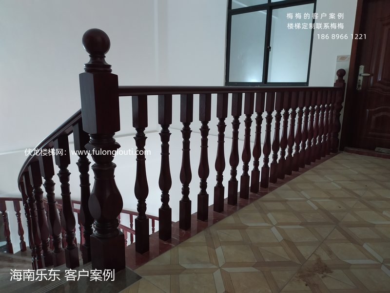 乐东,弧形楼梯,实木扶手,楼梯案例,海南