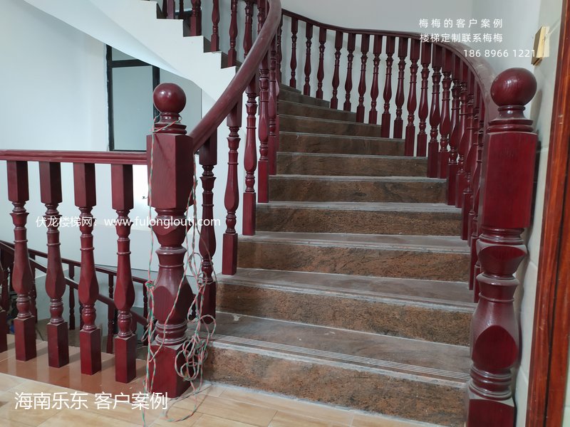 乐东,弧形楼梯,实木扶手,楼梯案例,海南