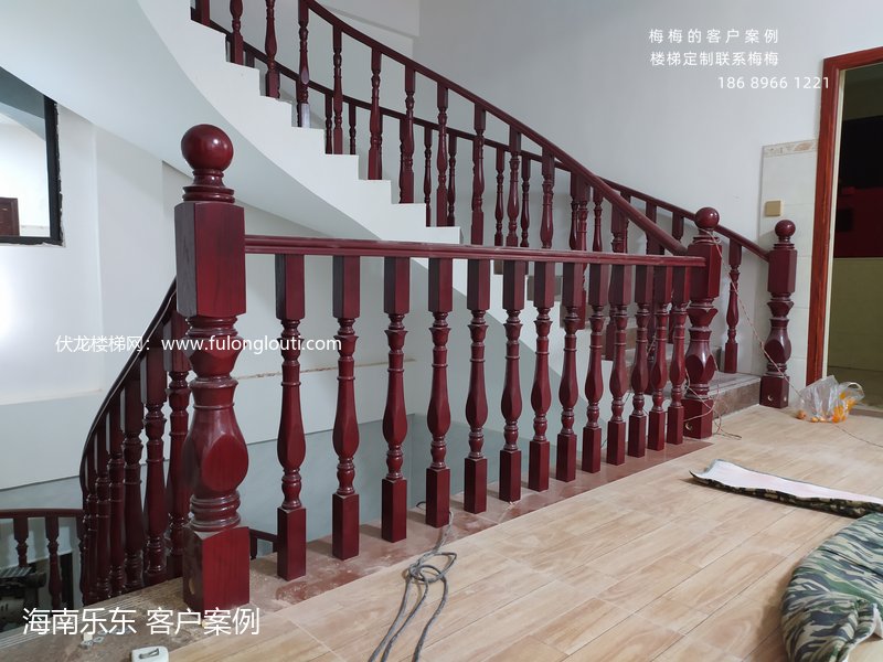 乐东,弧形楼梯,实木扶手,楼梯案例,海南