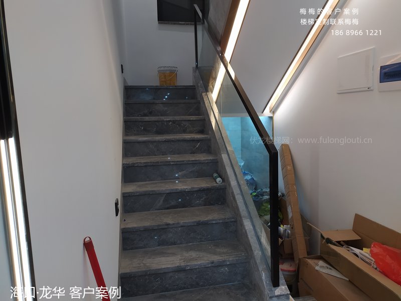 玻璃扶手安装效果-海口龙华客户完工案例