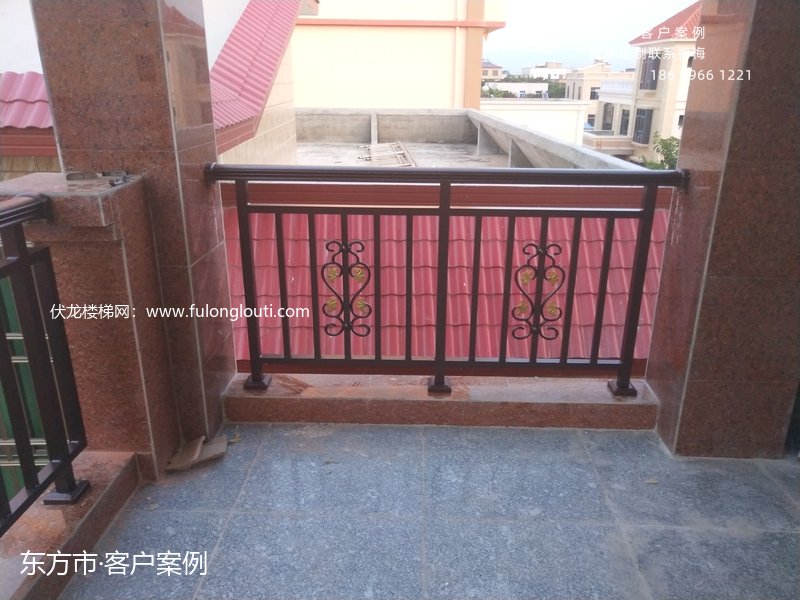 东方,铝艺护栏,铝合金护栏,别墅护栏,海南案例