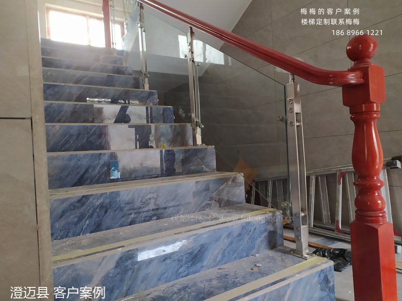 海南澄迈玻璃楼梯扶手实拍-自建房案例