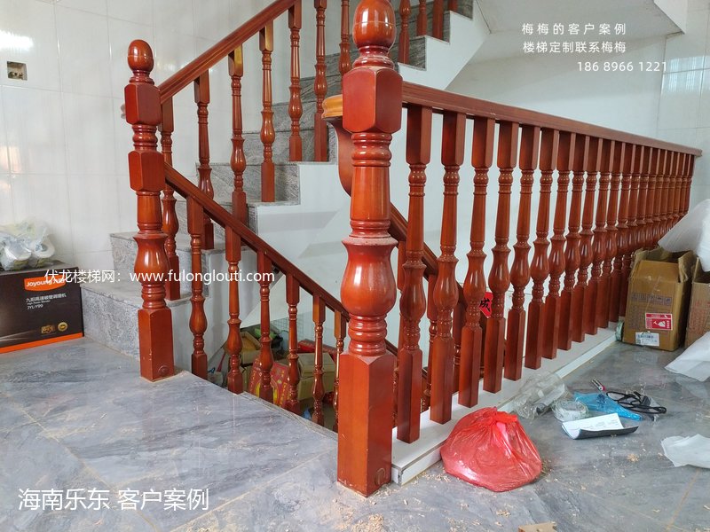 乐东,大肚柱,实木扶手,楼梯案例,海南案例